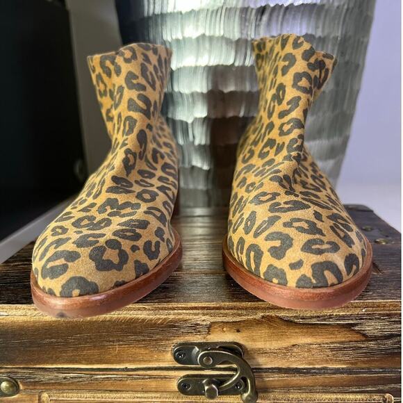 Soludos Leopard Print Suede Leather Booties - Picture 3 of 8